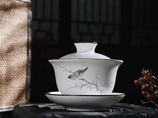 瓷器