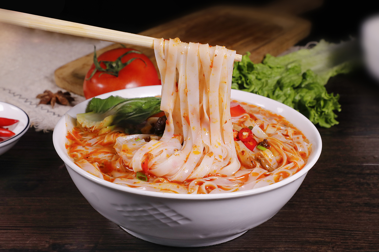 云南过桥米线,卷粉,面条