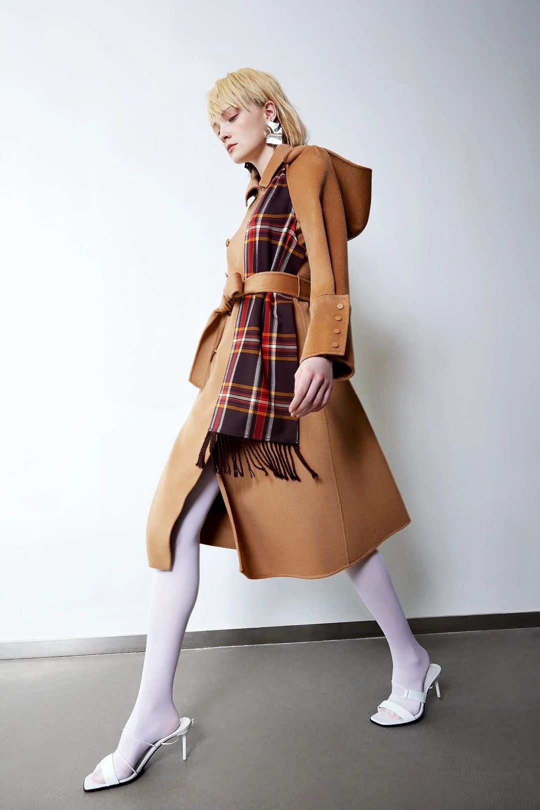 盛装视觉出品：VIMAGE : 2020 AW CAMPAIGNS（图ZMjIyNTczNzI0） - 时尚/艺术摄影 - 站酷设计师盛装视觉原创素材 - 站酷ZCOOL