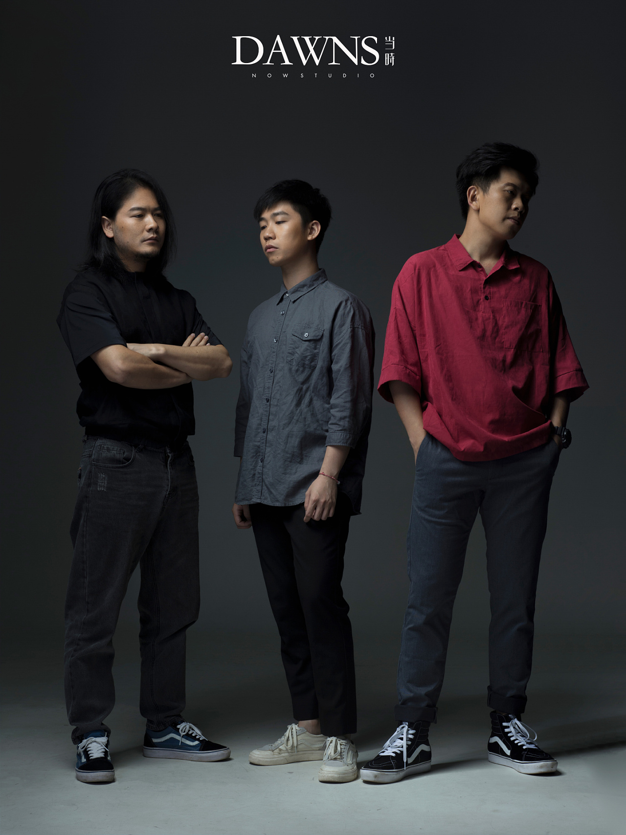 为九连真人乐队拍摄大画幅胶片肖像