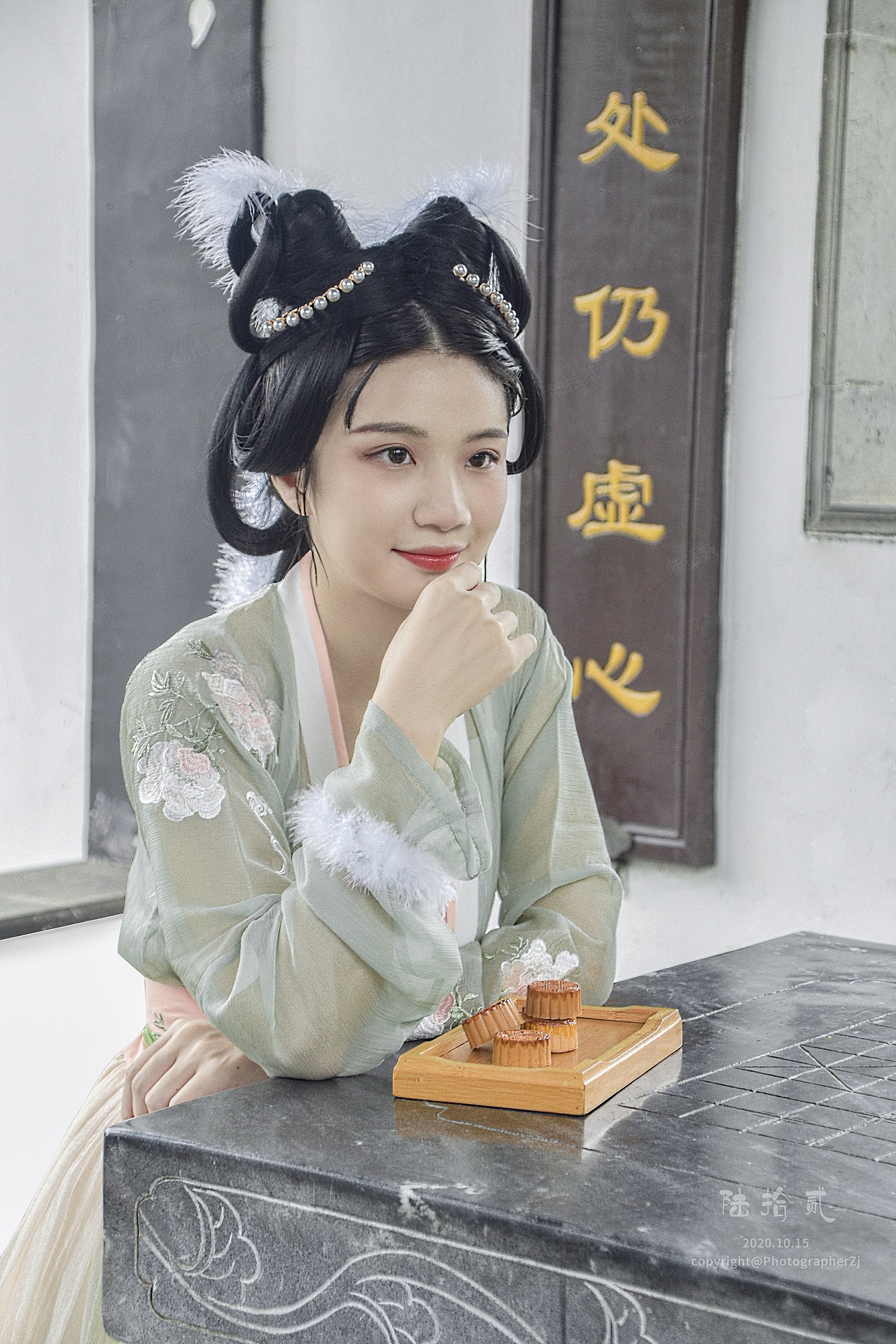 『小玉兔』（图ZMjI4Mjg1OTg4） - 人像摄影 - 站酷设计师猫适原创素材 - 站酷ZCOOL