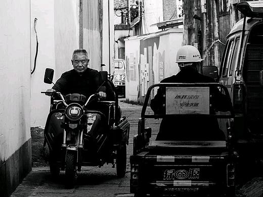 保持熱愛，期待進(jìn)步。（個(gè)人主頁-ZNjIxMzg4MjQ=） - 人文/紀(jì)實(shí)攝影 - 站酷設(shè)計(jì)師朝花夕拾丿原創(chuàng)素材 - 站酷ZCOOL