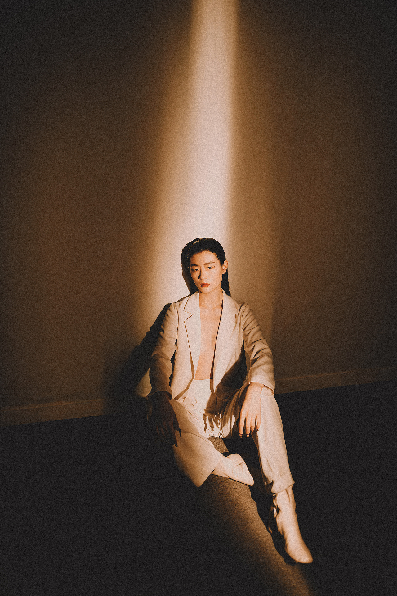 直视着自己 为什么我不能（图ZMjUzMjE5OTgw） - 人像摄影 - 站酷设计师REBORN_OK原创素材 - 站酷ZCOOL