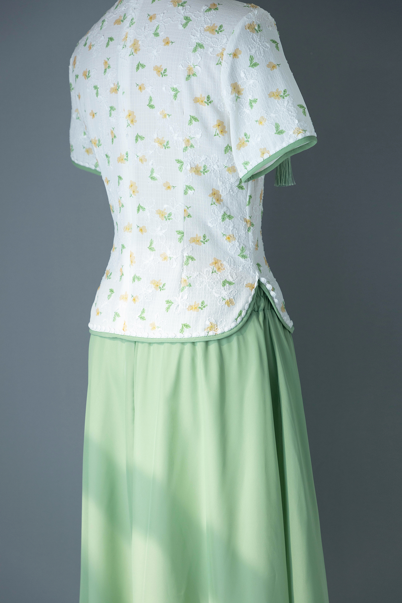 改良旗袍人台拍摄