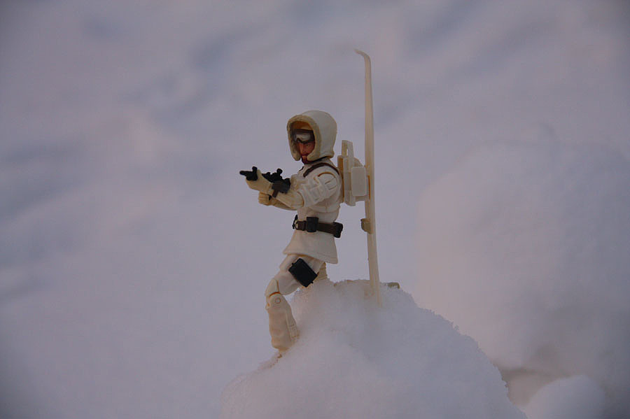 今天下雪了！于是拍玩具！！