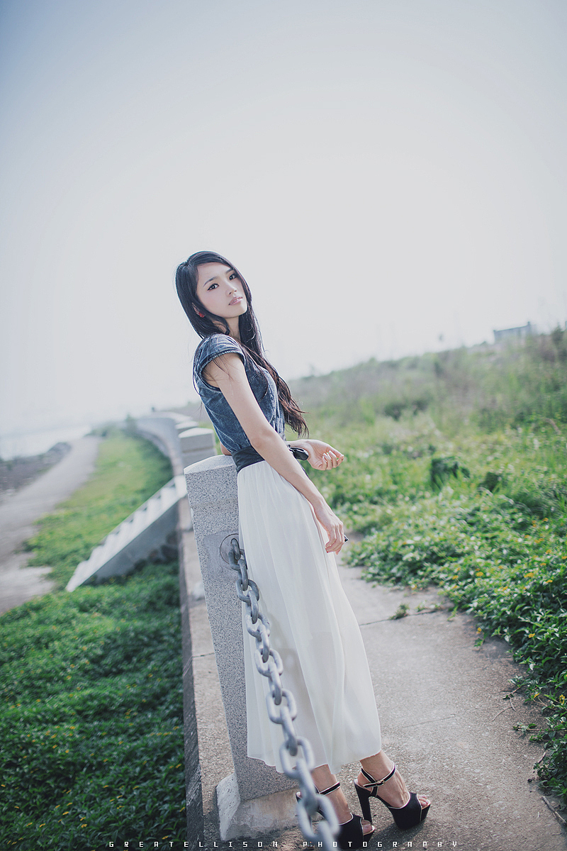 但愿我是缠绕你的风