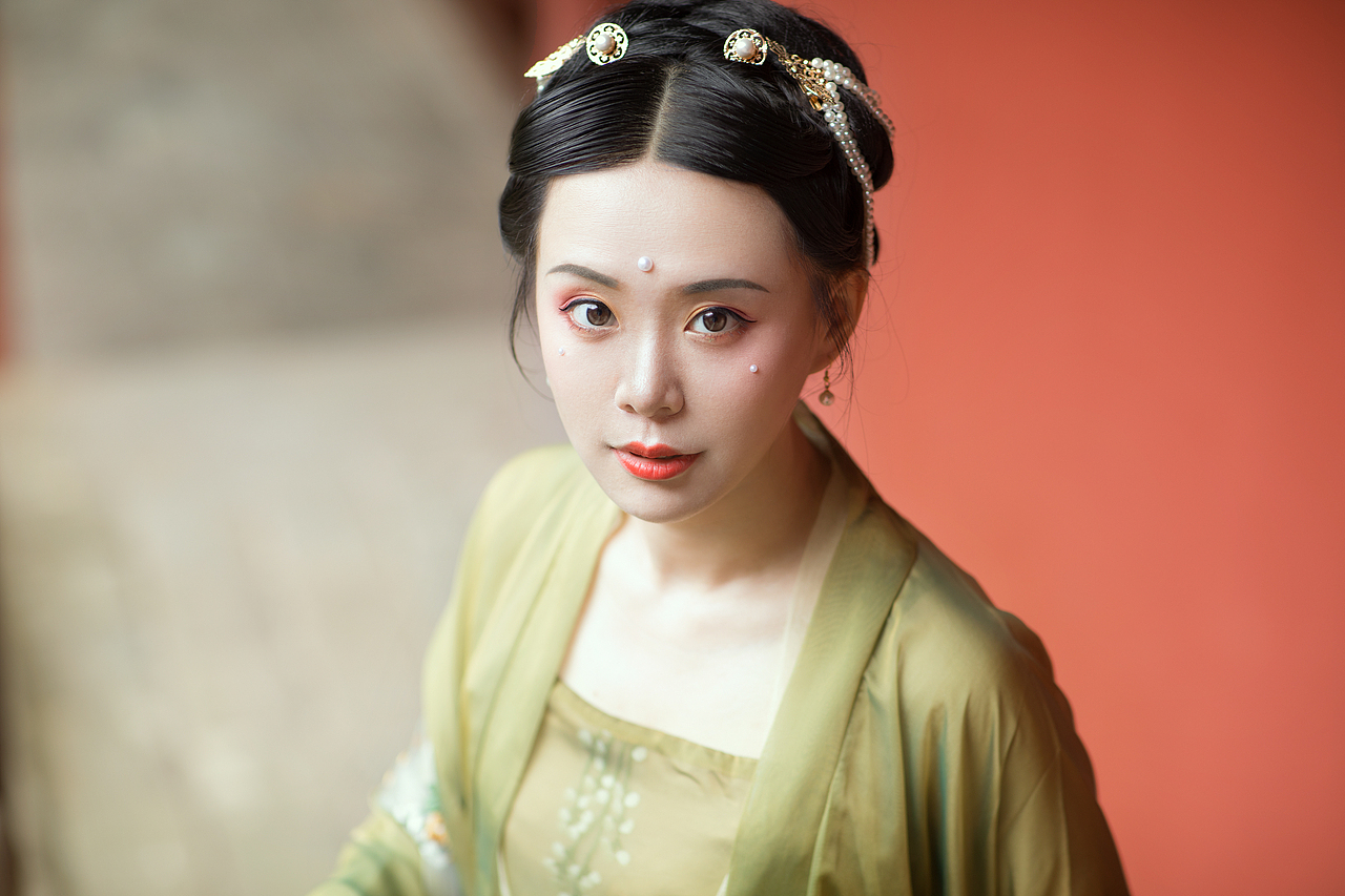 古风拍摄宫墙柳