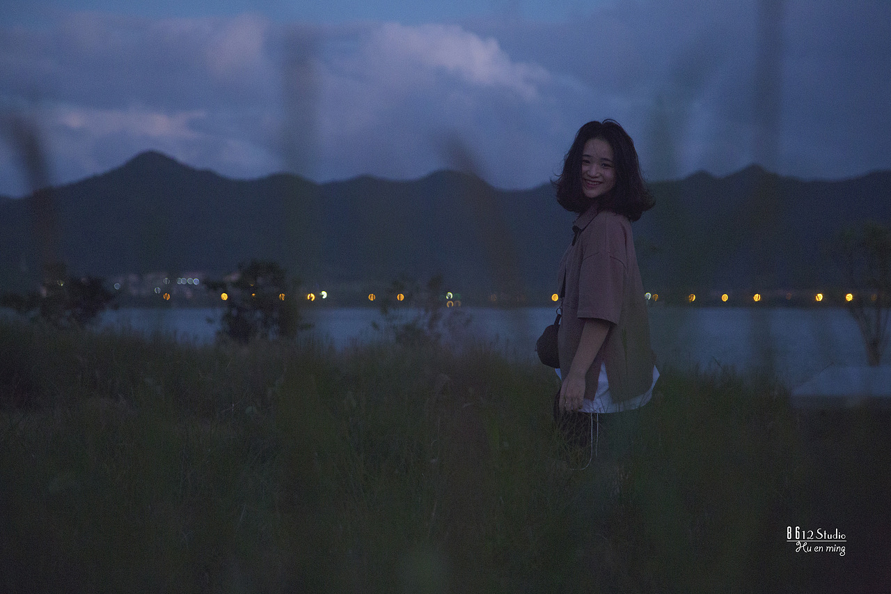 《滑板女孩》趁年轻（图ZMTI3MjU1NjYw） - 人像摄影 - 站酷设计师861h工作室胡恩铭原创素材 - 站酷ZCOOL