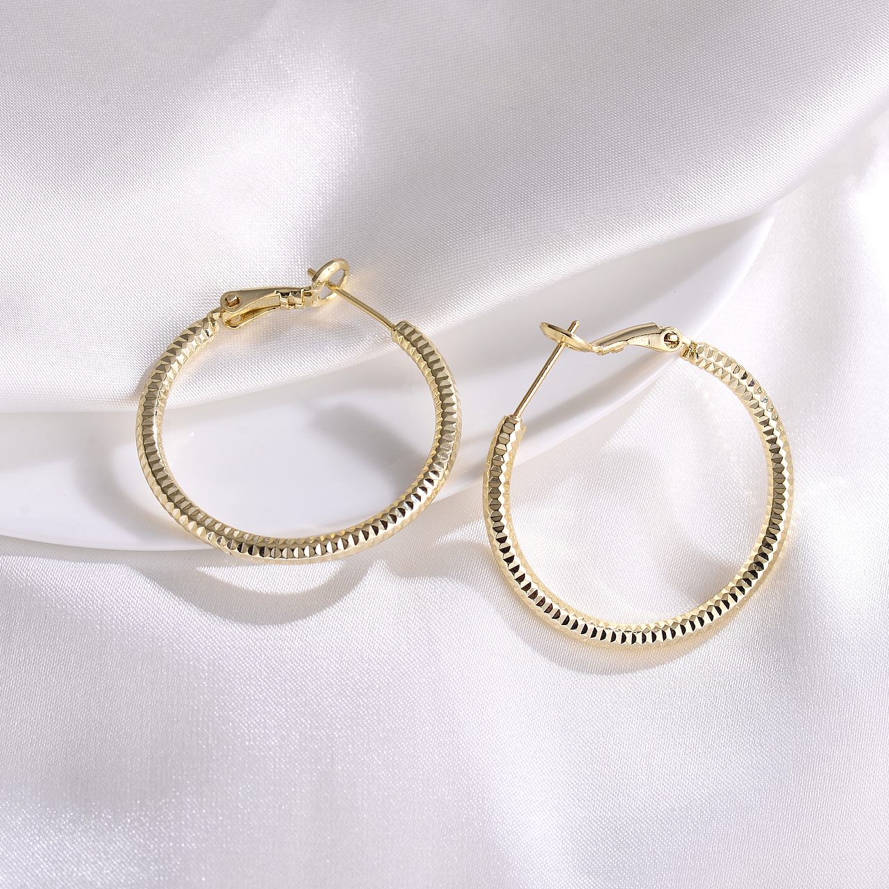 饰品（图ZMjgwOTYzODAw） - 产品摄影 - 站酷设计师一角之地原创素材 - 站酷ZCOOL