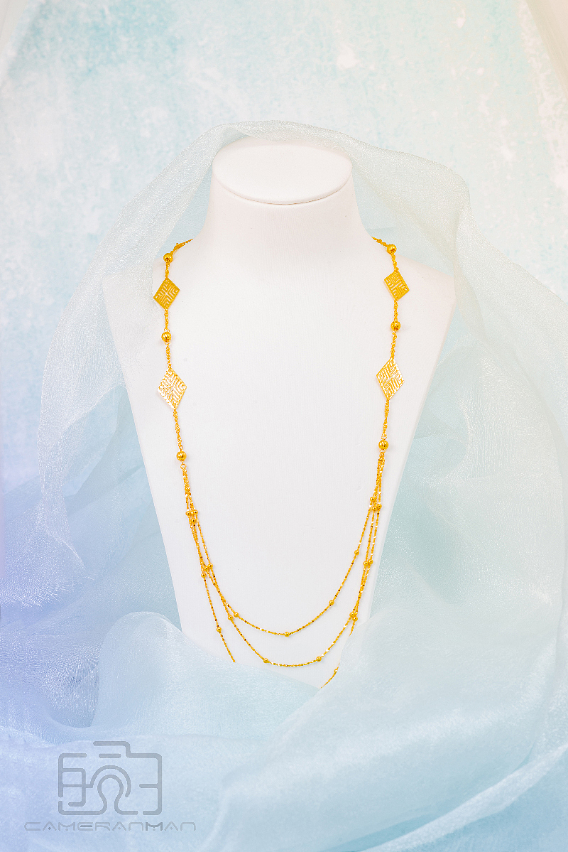 时尚黄金首饰拍摄案例