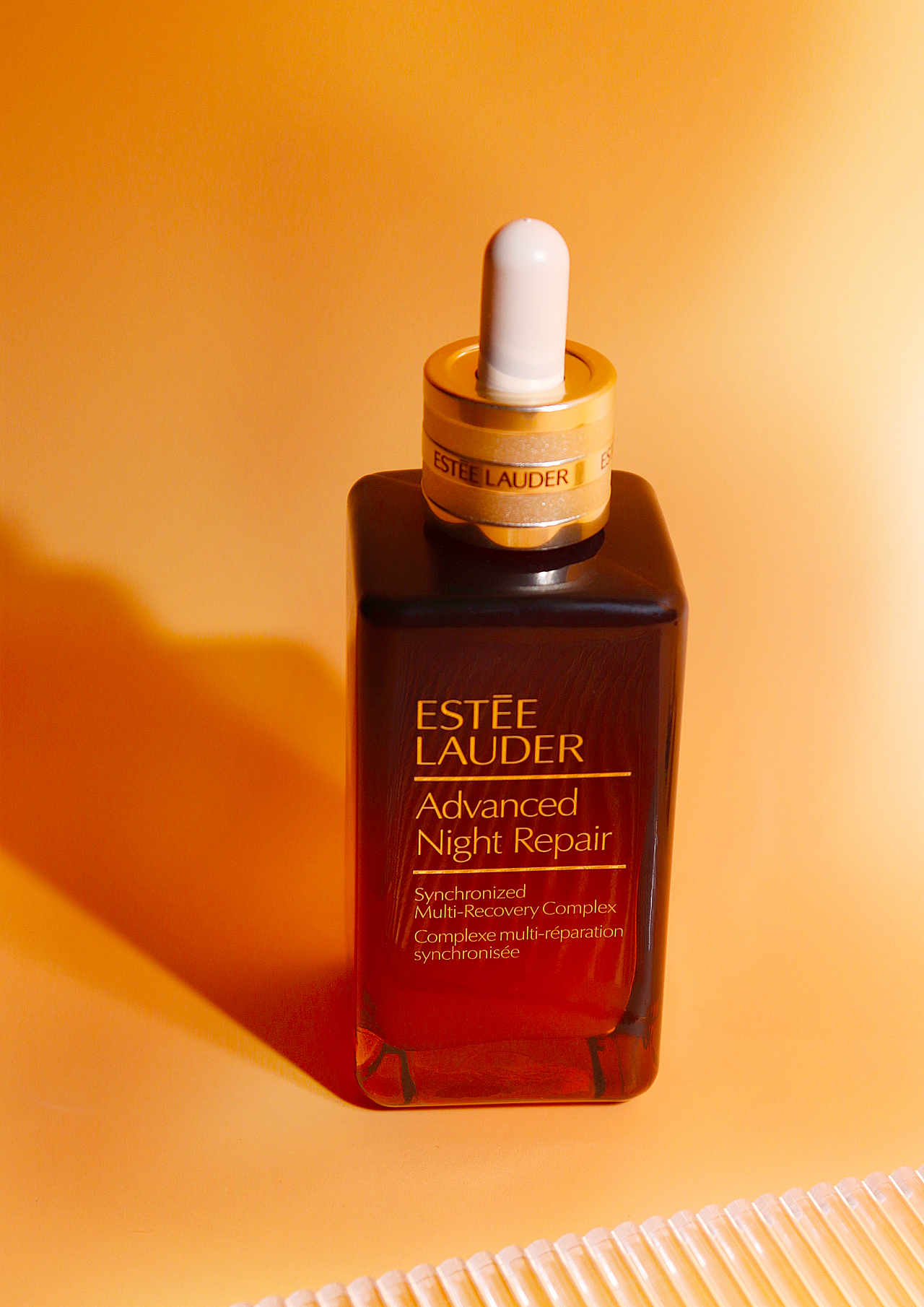 雅诗兰黛小棕瓶拍摄