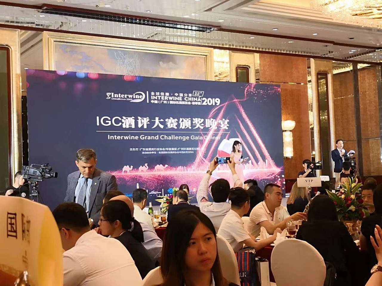 高乐·欢鸽系列葡萄酒产品摄影原片（图ZMTYxMDIwMzQ4） - 产品摄影 - 站酷设计师jzbj原创素材 - 站酷ZCOOL