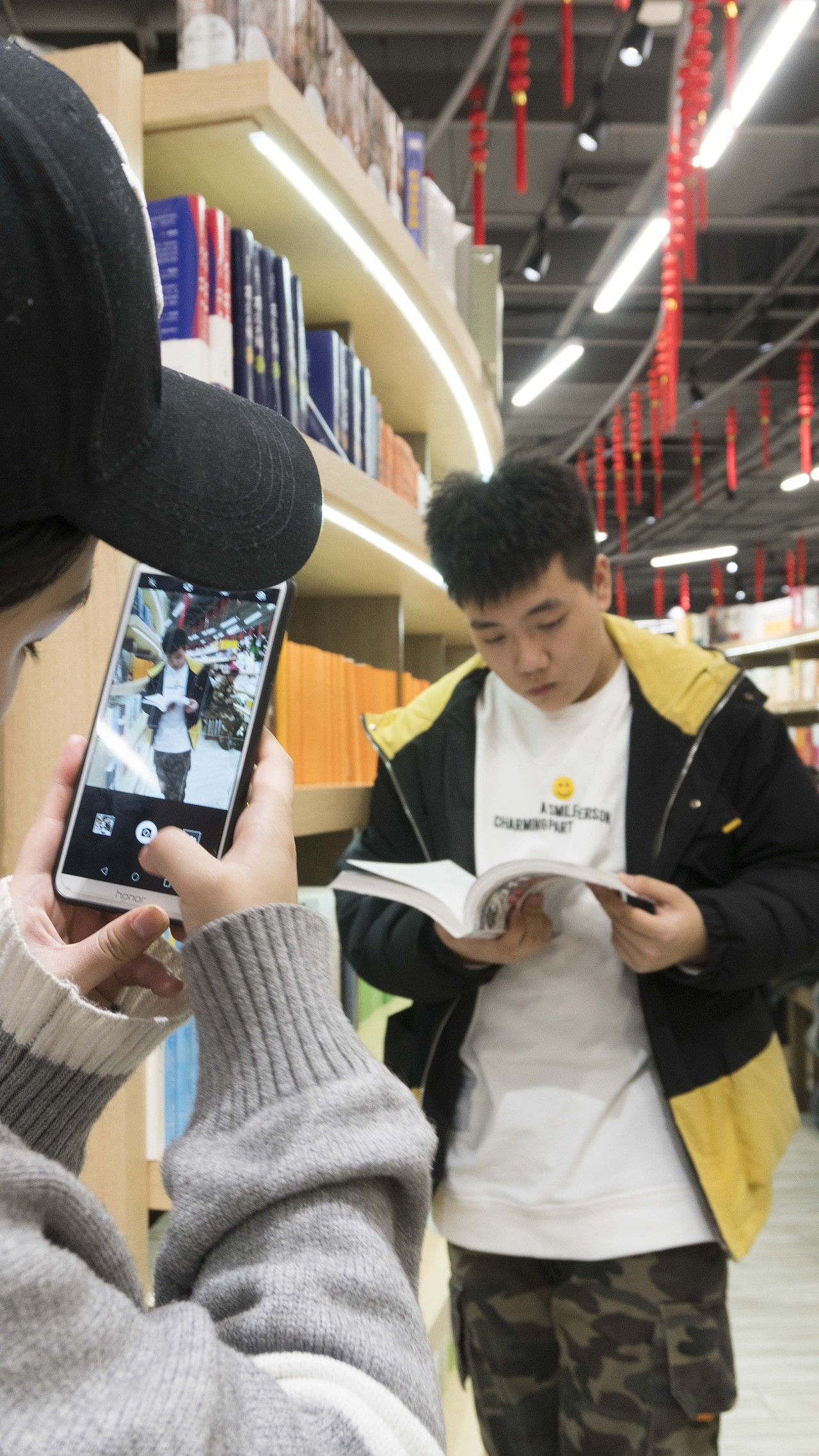 独幕剧《上了锁的箱子》-谷小松频道