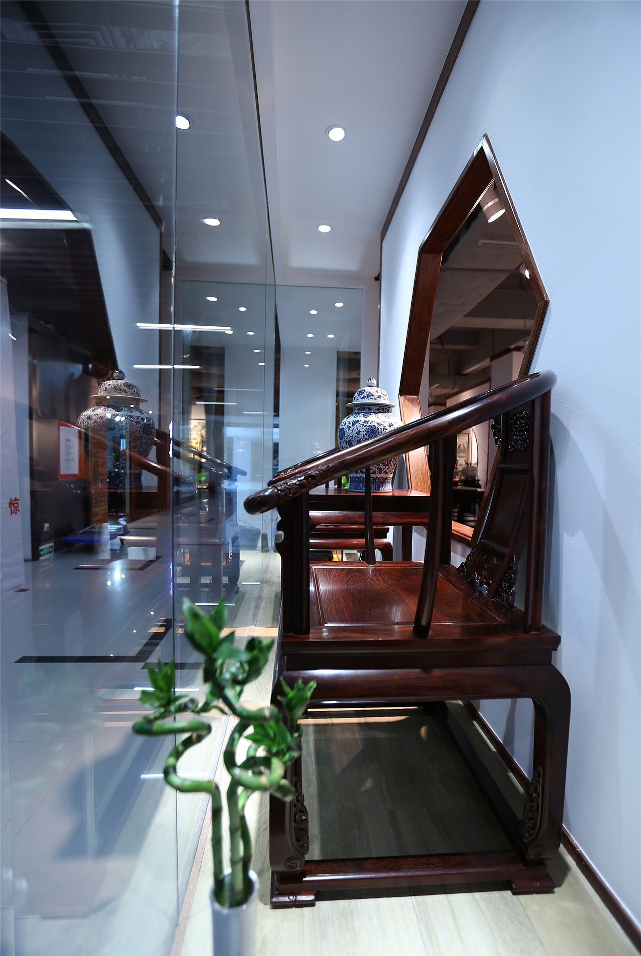 中式展厅设计 | 龍熙堂红木艺术展厅（图ZNTYxMDUxNzY=） - 家装设计 - 站酷设计师一心设计李健原创素材 - 站酷ZCOOL