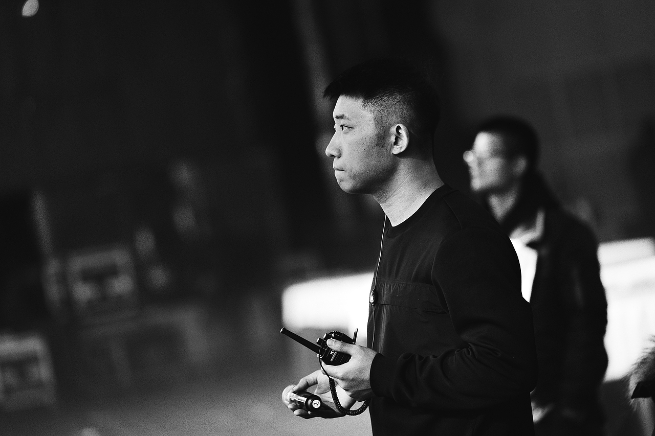 拍摄天下凤凰为度小满举办年会 员工工作状态案例（图ZMTk4NDU0ODE2） - 宣传物料 - 站酷设计师摄影师樊玉亮原创素材 - 站酷ZCOOL