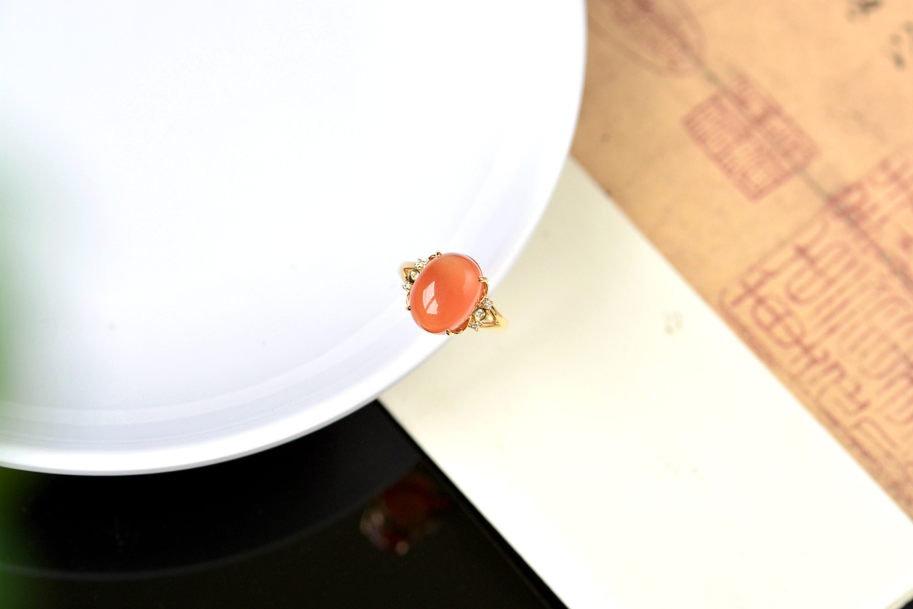 设计师作品|南红戒指两边钻