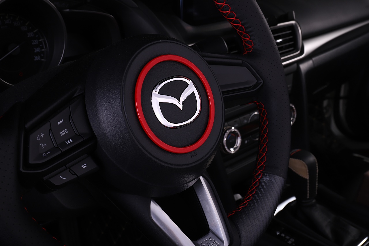 马自达方向盘装饰件