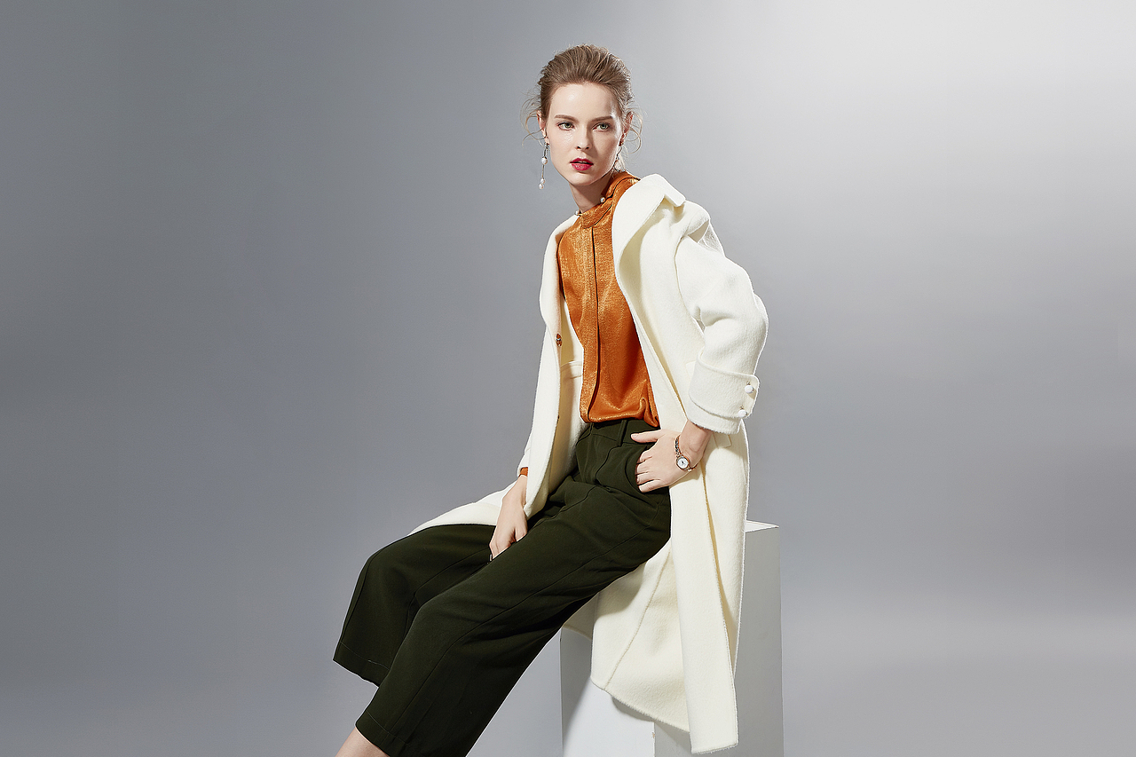 羊绒大衣的拍摄 更注重的质感的体现