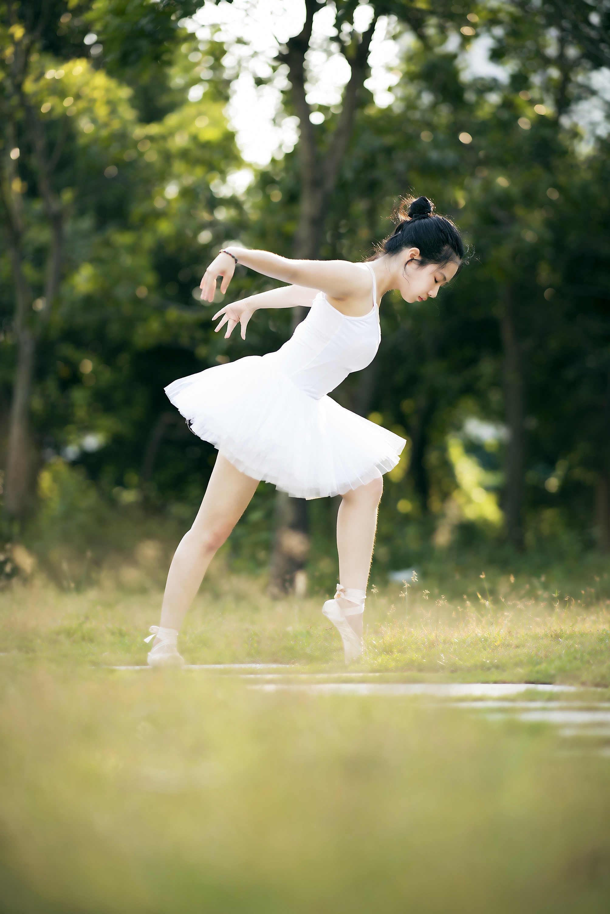 户外芭蕾|摄影|人像摄影|摄影师啊山哥 - 原创作品 - 站酷 (zcool)