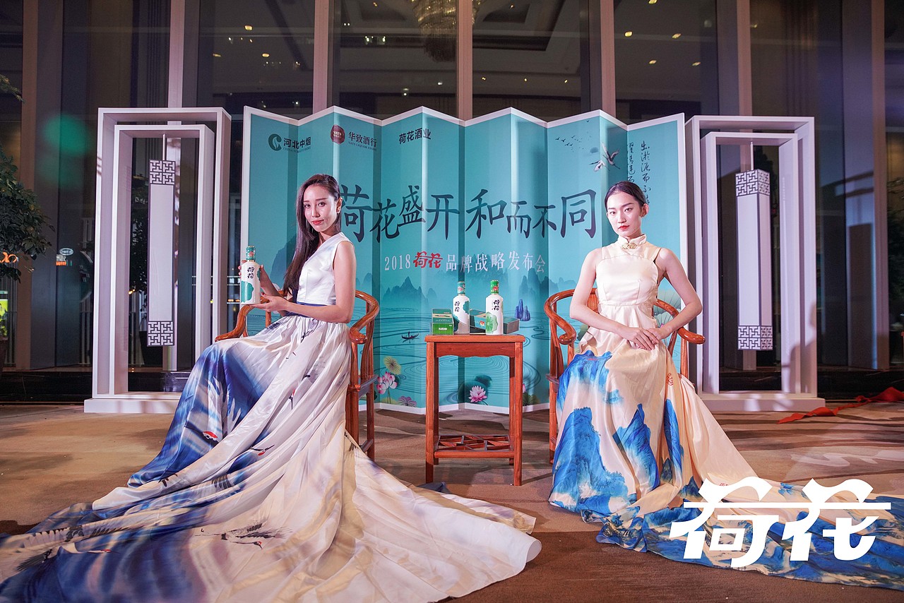 荷花酒舞台设计（图ZMTMyNjcxNzU2） - 舞台美术 - 站酷设计师老牛精原创素材 - 站酷ZCOOL