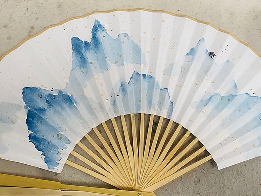 新鲜出炉！墨未干、印未盖、图未修