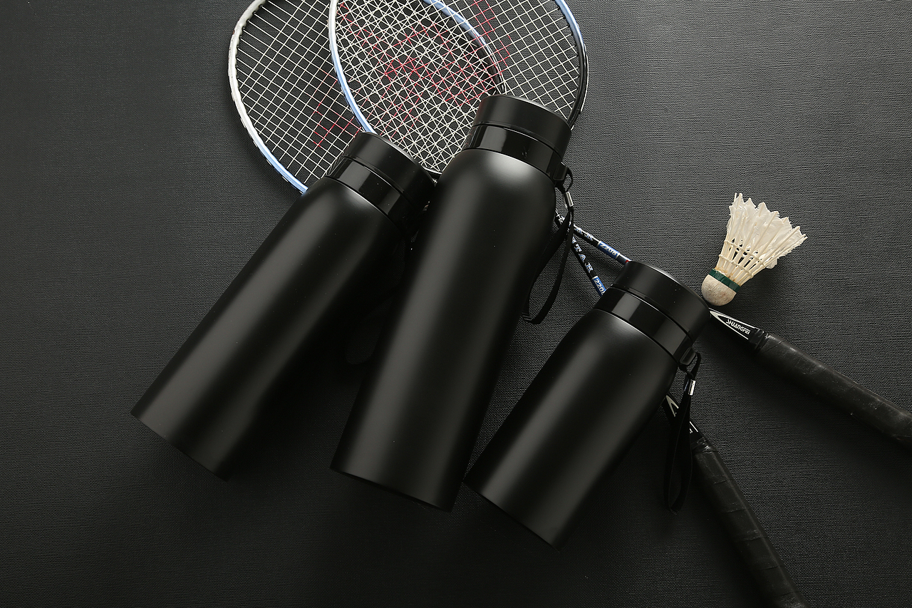 保温杯 磨砂水杯 水杯水壶 生活用品摄影静物产品拍摄