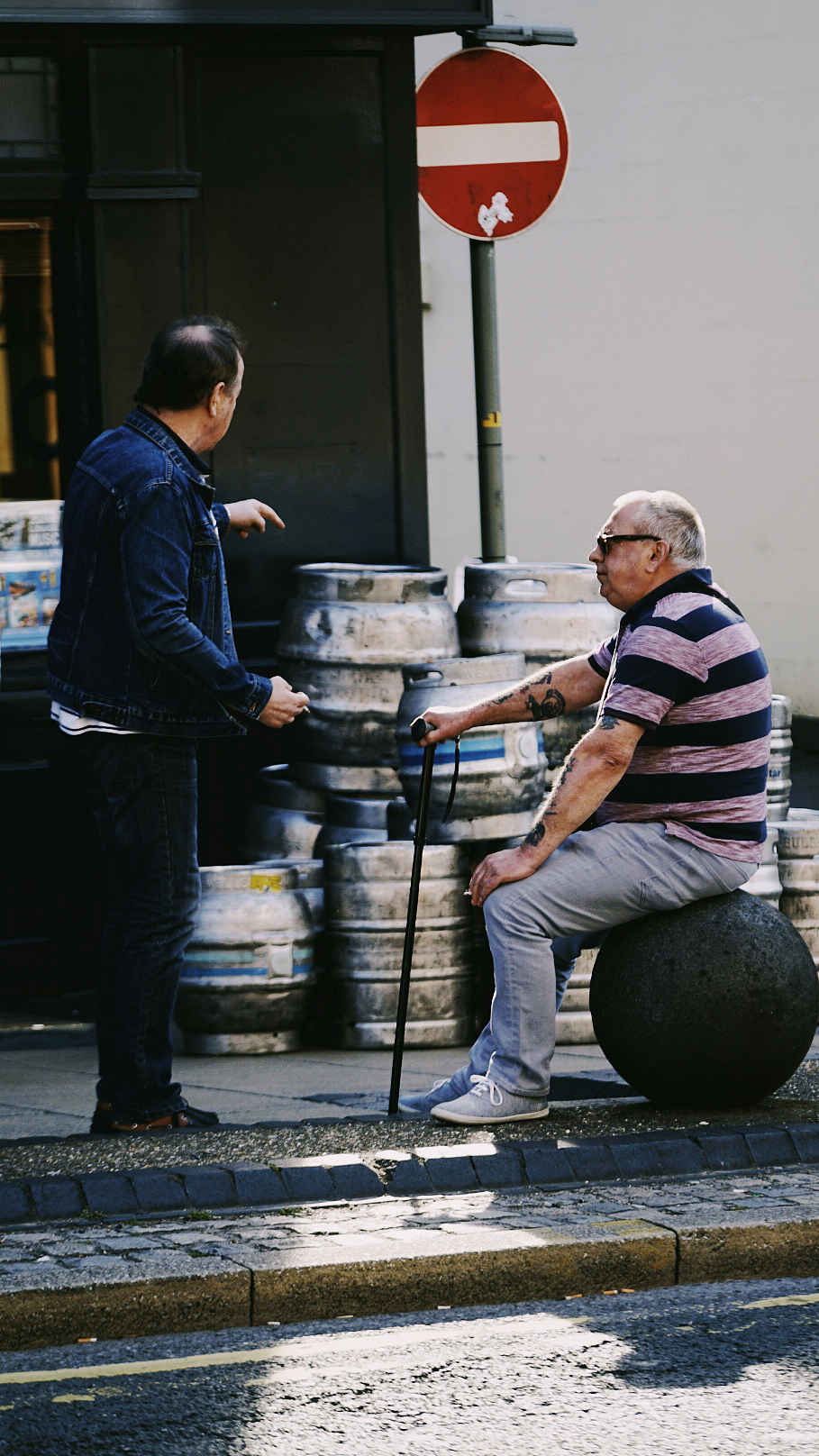流浪街头——英国人文街景拍摄（图ZMTgxNzI3NDky） - 人文/纪实摄影 - 站酷设计师鱼炒饭原创素材 - 站酷ZCOOL