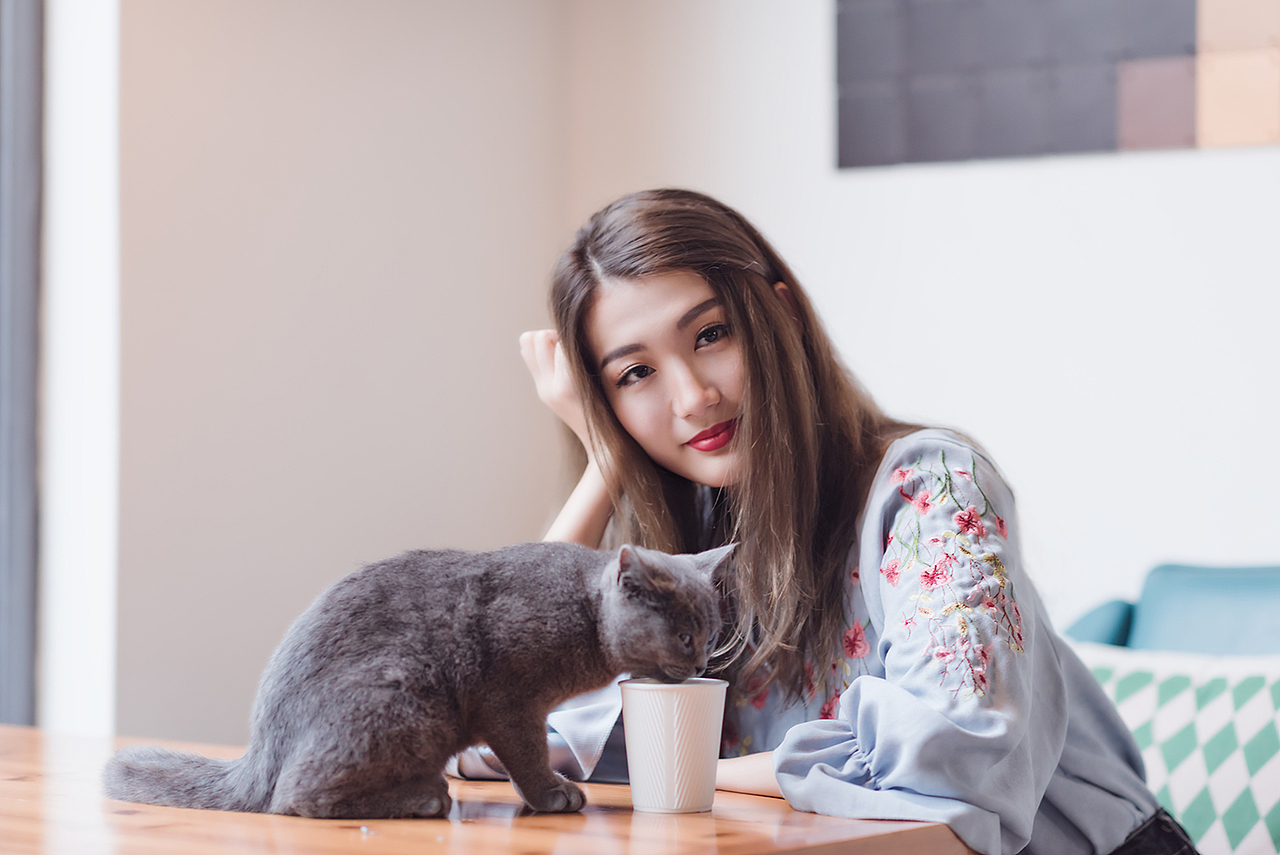 猫女（图ZNjk2MDk1NjA=） - 人像摄影 - 站酷设计师HanYaoXiang原创素材 - 站酷ZCOOL
