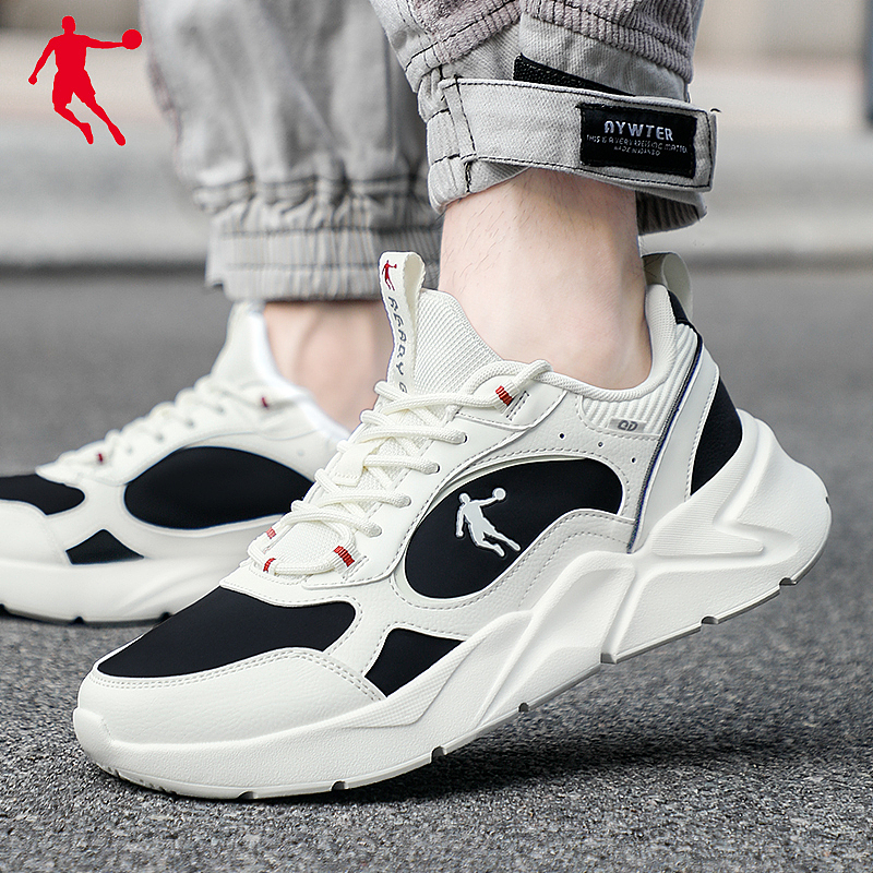 【修图】【外景】男鞋皮面休闲鞋外景