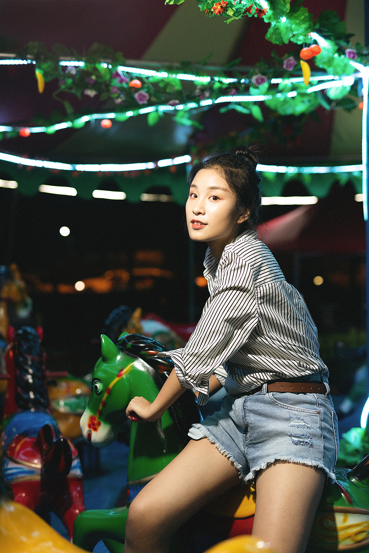 夜景人像（图ZMTM4MzA1MzQ4） - 人像摄影 - 站酷设计师是乾坤吖_原创素材 - 站酷ZCOOL