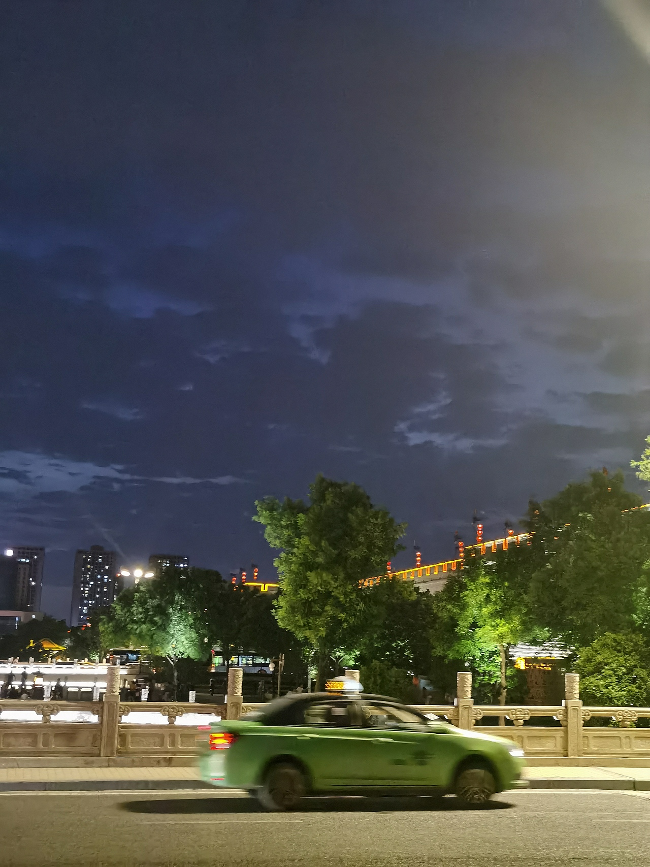 西安（图ZMjU2NDMxMDg0） - 环境/建筑摄影 - 站酷设计师小哈的头呢原创素材 - 站酷ZCOOL