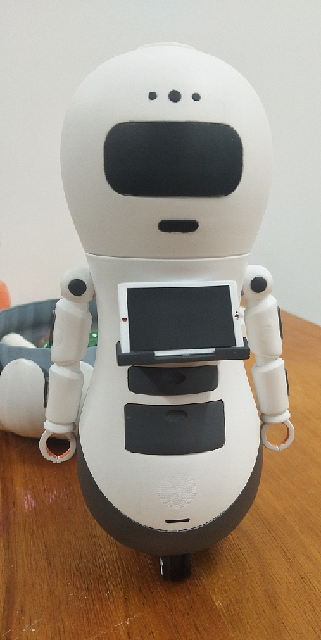 陪伴机器人概念设计（图ZMjEwNTc4Njg4） - 电子产品 - 站酷设计师ZY玉儿原创素材 - 站酷ZCOOL