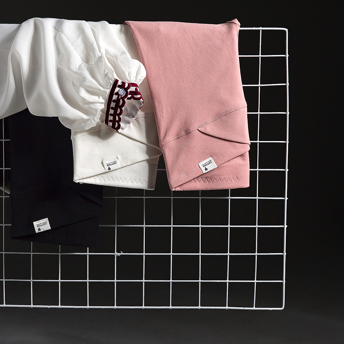 平铺拍摄 打底裤服装创意平铺 细节图主图 网店上新图（图ZMTI0OTA0NDI0） - 产品摄影 - 站酷设计师影际摄影原创素材 - 站酷ZCOOL