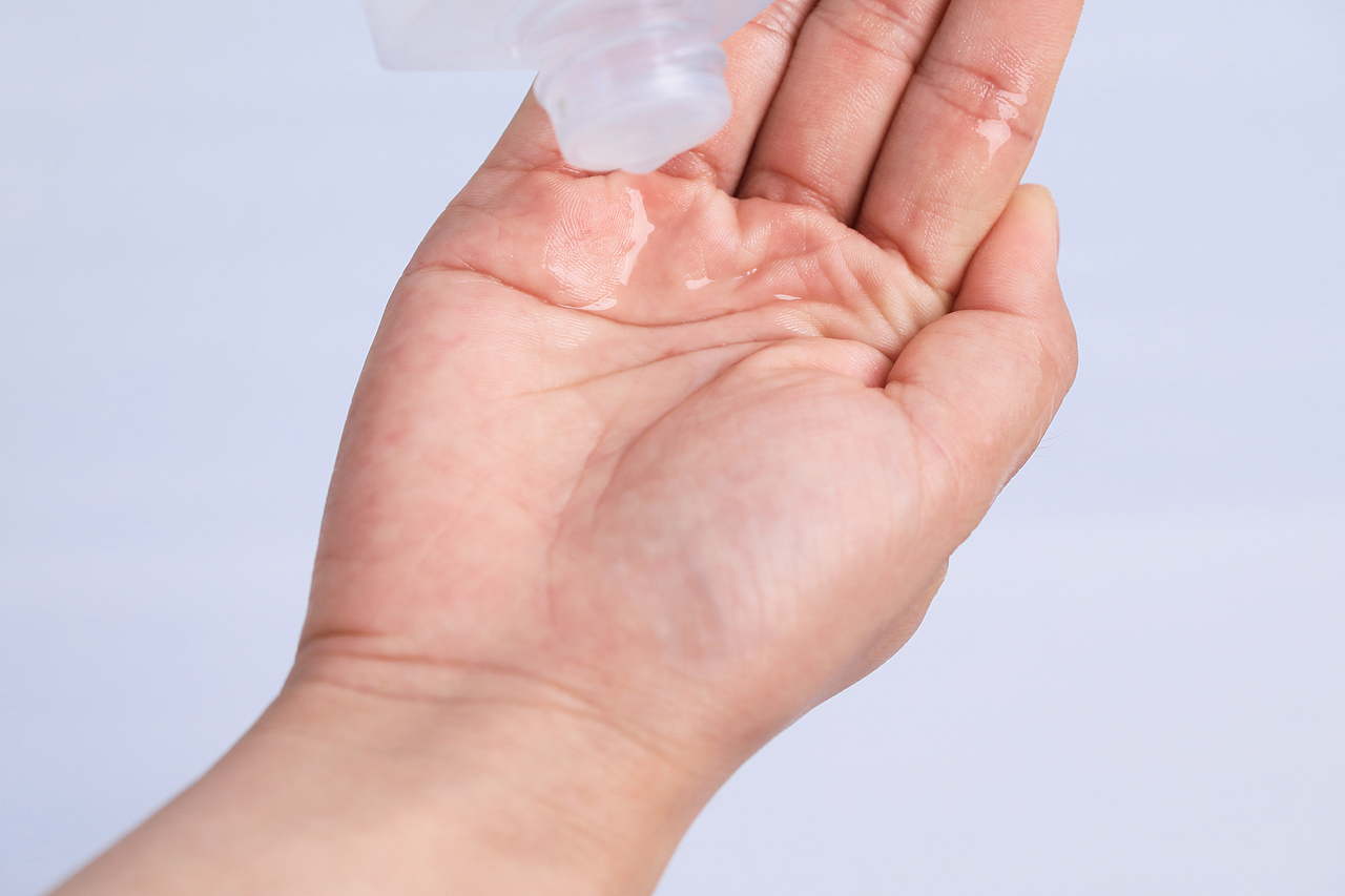 韩国小众护肤品拍摄（图ZMjYzNDc3NTI4） - 电商 - 站酷设计师张佩钰原创素材 - 站酷ZCOOL