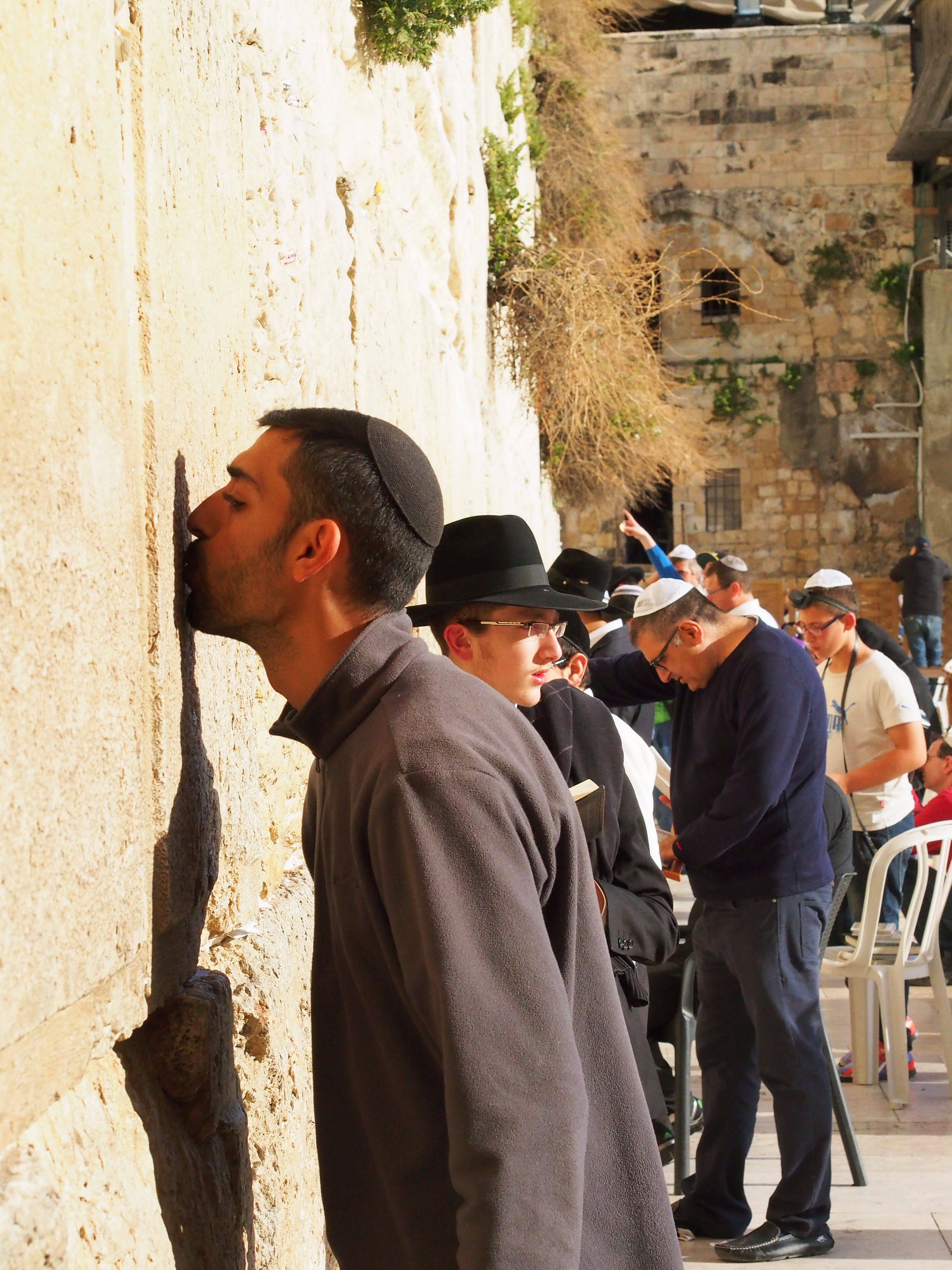 耶路撒冷哭墙流泪事件图片