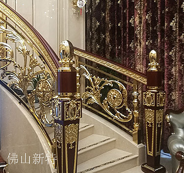 欧式豪宅铝雕郁金香花纹楼梯扶手成品图