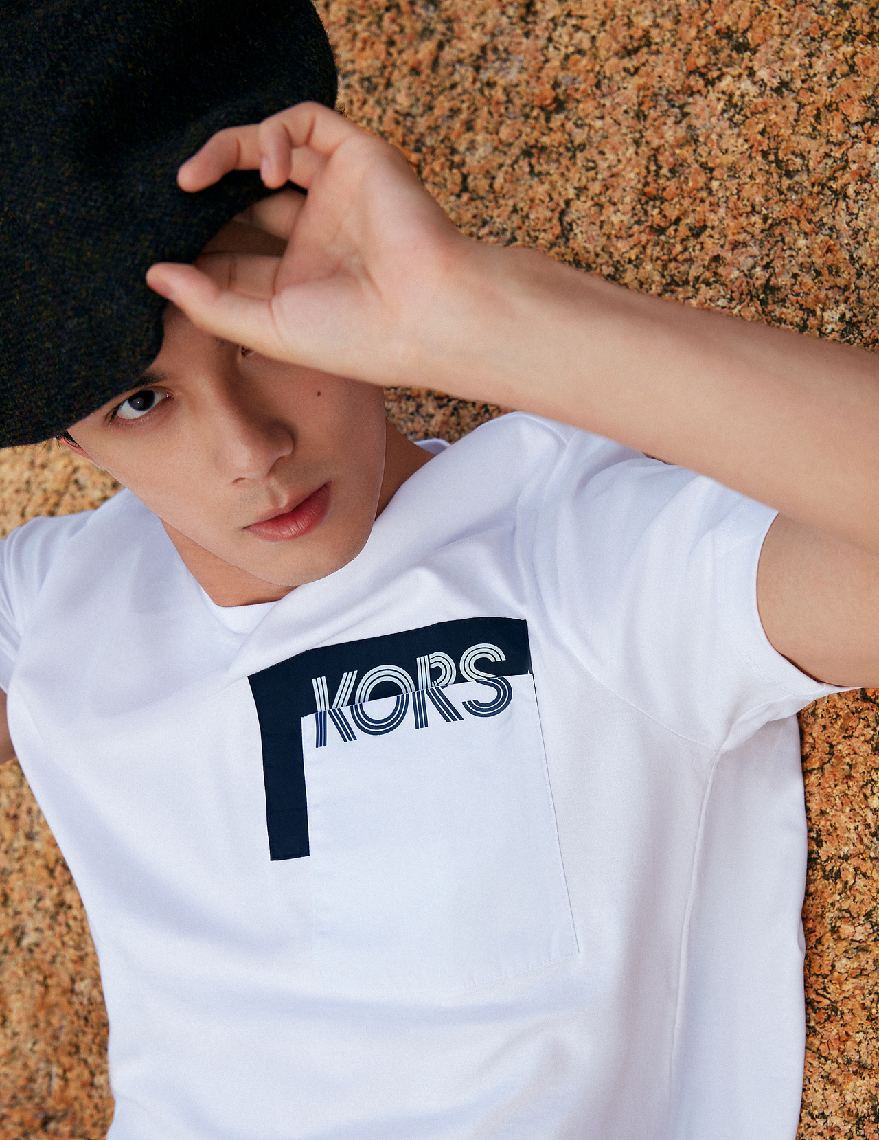 吴磊《时尚先生fine》双封面（图ZMjI2OTgxMjE2） - 人像摄影 - 站酷设计师修图师Dahai大海原创素材 - 站酷ZCOOL