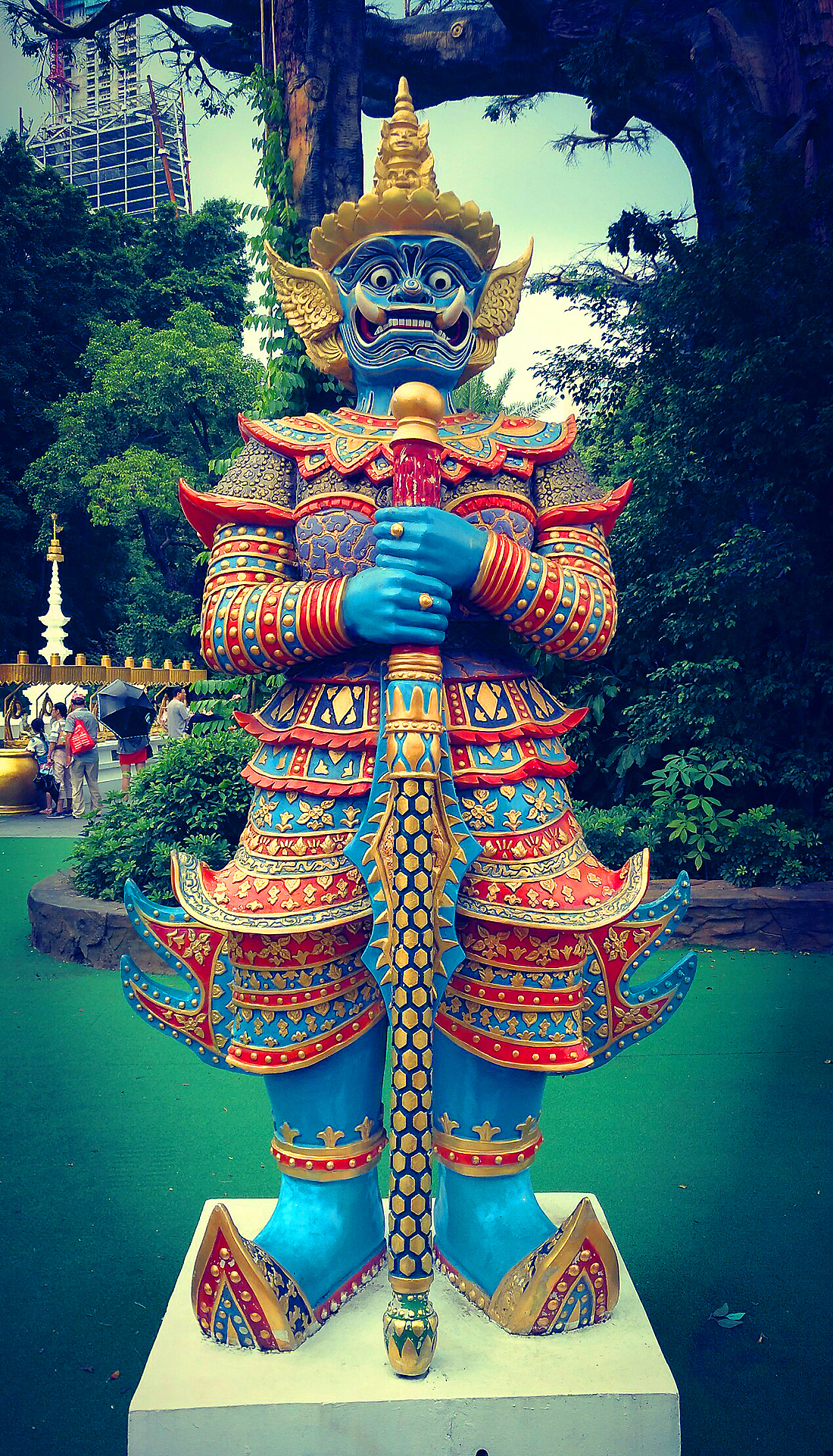 camera Raw 稍微处理一下。