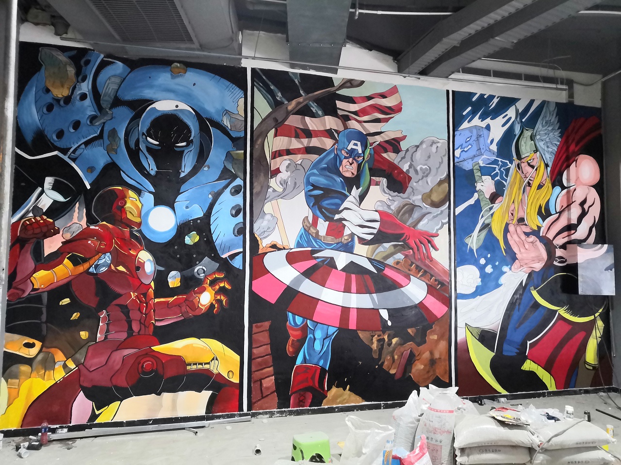 途虎养车墙绘"漫威三杰"