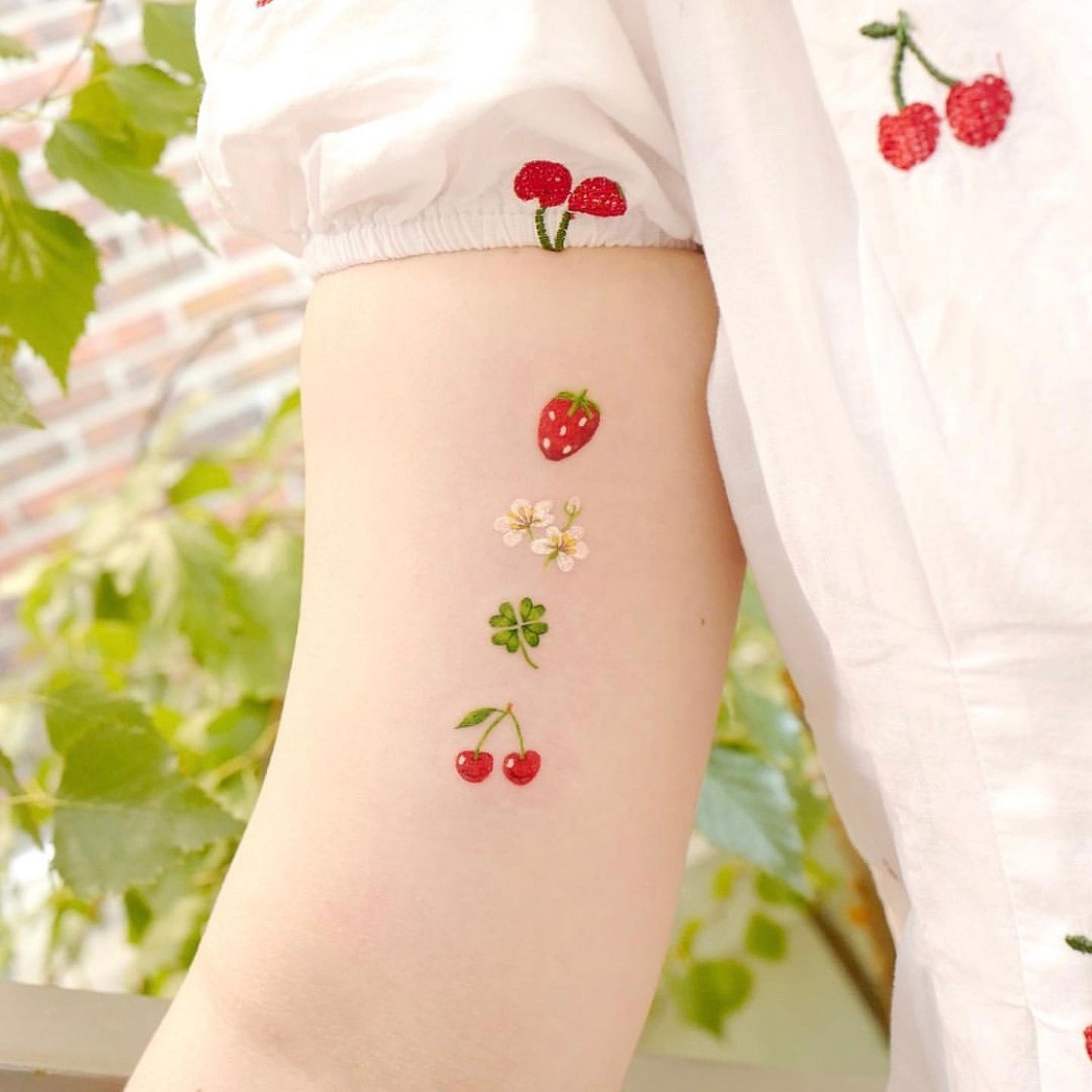 女生小清新纹身图案