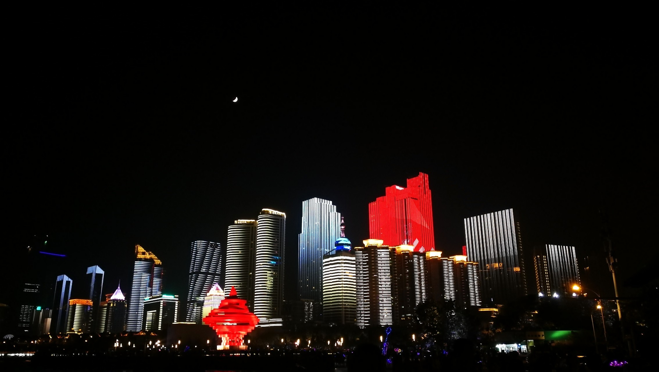 Sky视觉营造的个人主页（封面预览） - 主页封面设置 - 站酷设计师Sky视觉营造原创素材 - 站酷ZCOOL