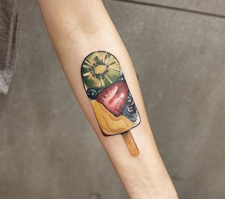 彩色独独特的纹身大合集.纹身呢是特别能体现越是简单