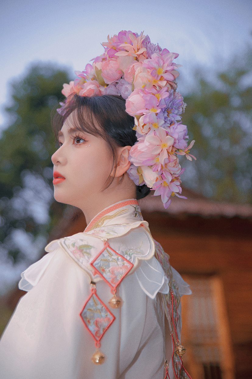 泉州簪花（图ZMzY1MTcyNTg4） - 人像摄影 - 站酷设计师潮汕小姐姐蘇蘇原创素材 - 站酷ZCOOL