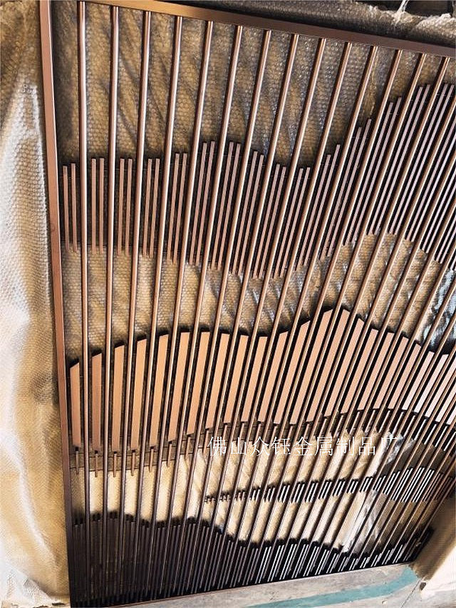  304不锈钢管焊接彩色屏风  酒店装饰隔断