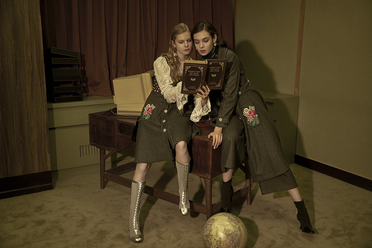 盛装视觉出品：FISHTROIDES时尚大片（图ZMTQzMDIzNzg4） - 时尚/艺术摄影 - 站酷设计师盛装视觉原创素材 - 站酷ZCOOL