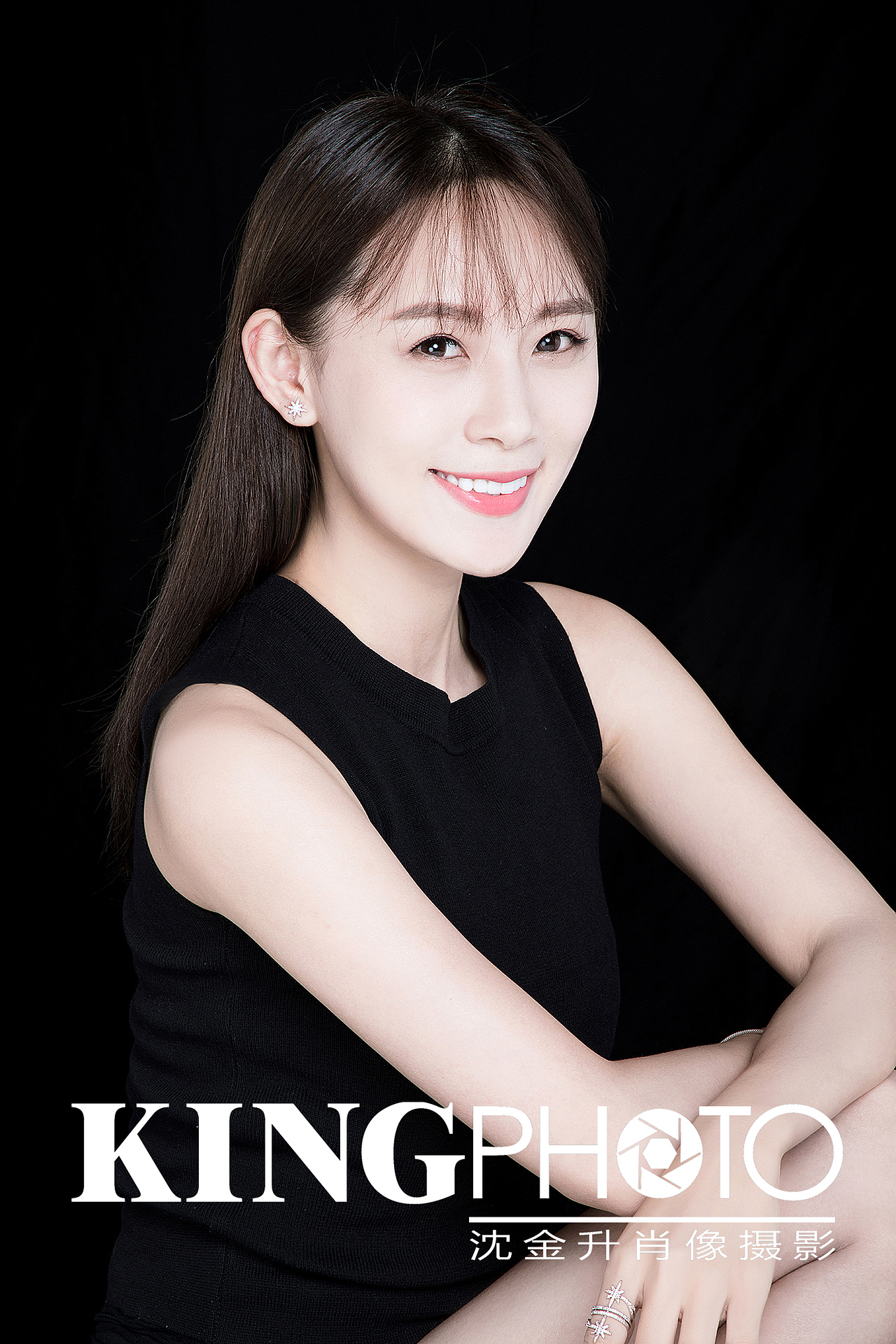 艺人:黄伊凡(明星宣传照)