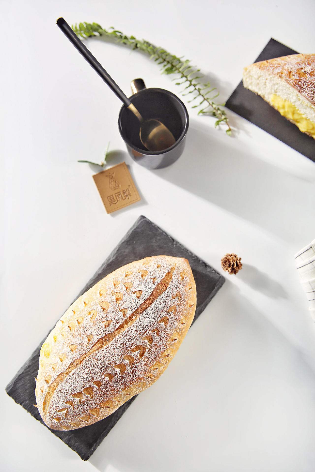 一只想成为奢侈品的面包