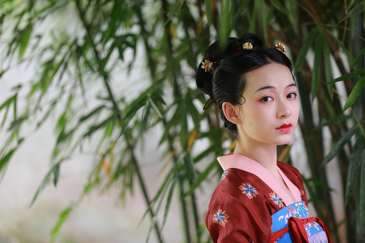 人像后期（图ZMzUwMjExNDYw） - 修图/后期 - 站酷设计师云安mo原创素材 - 站酷ZCOOL