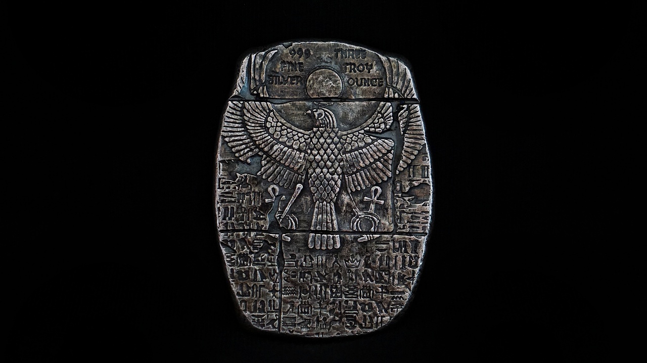 古埃及守护神荷鲁斯3盎司999银限量纪念银牌