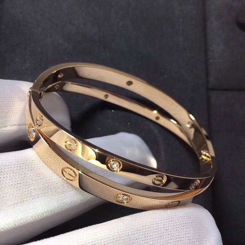 卡地亚交叉手镯可以定制吗,定制卡地亚交叉手镯多少钱